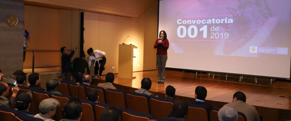 “Con asignación de nuevas emisoras comunitarias, estamos cumpliendo la promesa de ampliar el acceso a la información en las regiones”: Ministra de las TIC “Con asignación de nuevas emisoras comunitarias, estamos cumpliendo la promesa de ampliar el acceso a la información en las regiones”: Ministra de las TIC