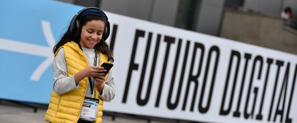 La protección de nuestras niñas, niños y adolescentes en Internet, una prioridad del Gobierno nacional La protección de nuestras niñas, niños y adolescentes en Internet, una prioridad del Gobierno nacional