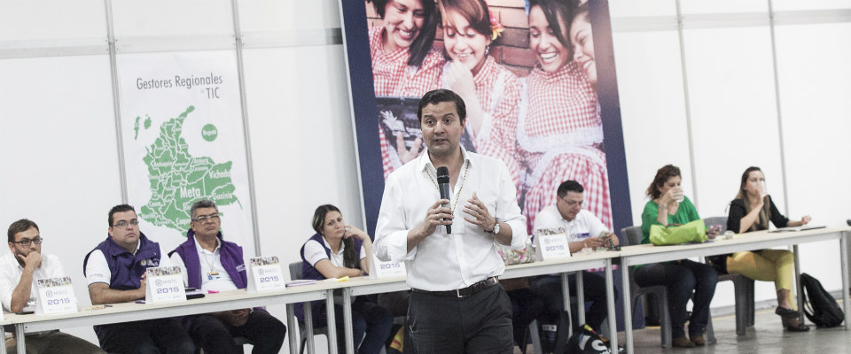 Ministro TIC - David Luna con los gestores TIC Ministro TIC - David Luna con los gestores TIC