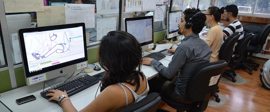 Desarrolladores de contenidos digitales en ViveLab Cali