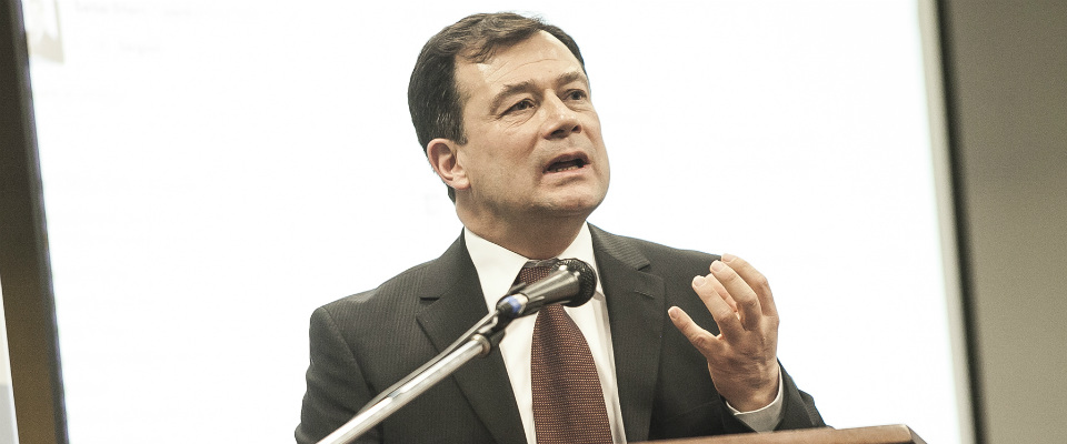 Director de Industria de Comunicaciones del MinTIC en U. Externado