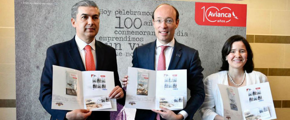 MinTIC presenta estampilla conmemorativa por los 100 años de Avianca, la aerolínea símbolo de Colombia