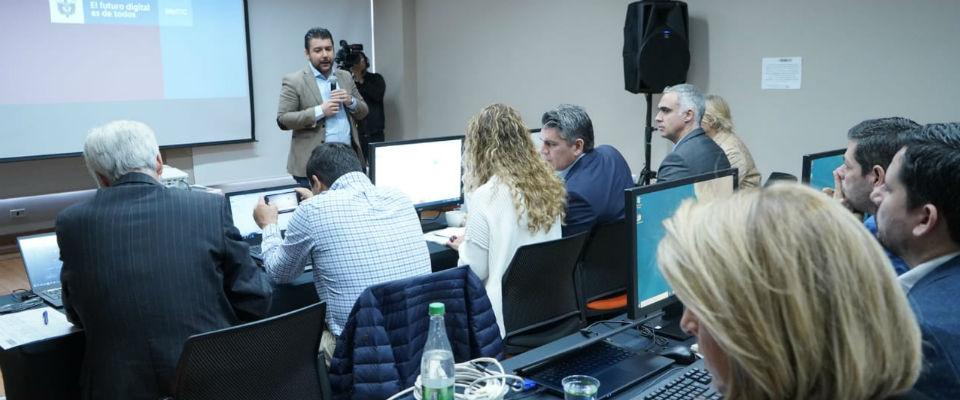 Concluyó con éxito la primera sesión de pruebas para la subasta de espectro