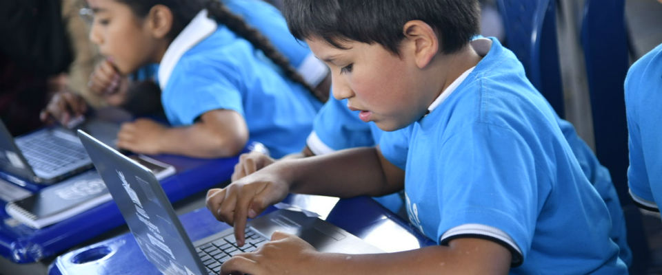 Computadores para Educar entregará 77.000 equipos a estudiantes y docentes de todo el país