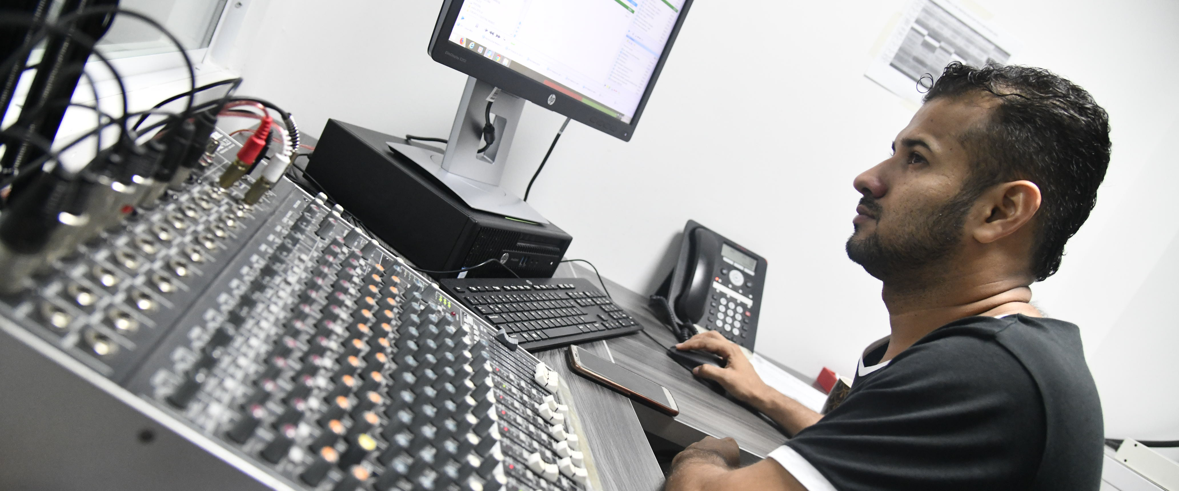 Juntas de programación de emisoras comunitarias