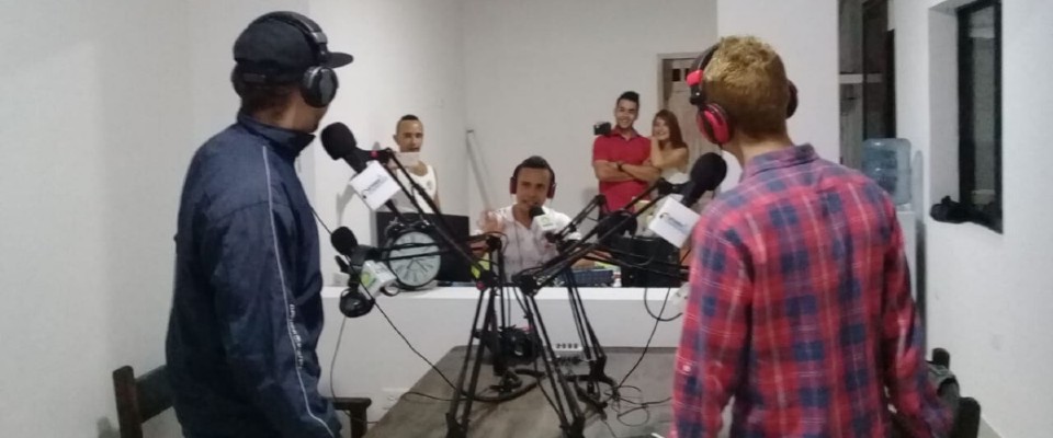 Cisneros Stereo (105.4 F.M.)