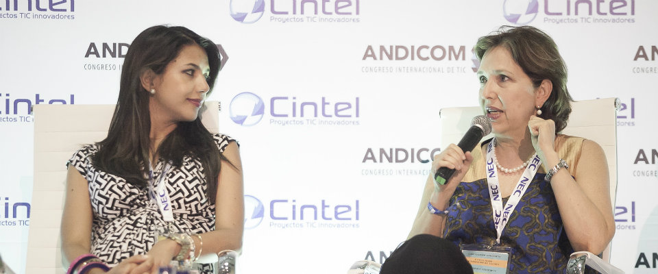 Viceministra TI - María Isabel Mejía en Andicom Viceministra TI - María Isabel Mejía en Andicom