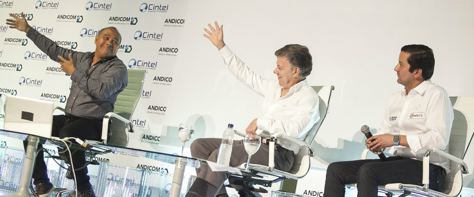 Juan Manuel Santos y David Luna en Andicom 2015 Juan Manuel Santos y David Luna en Andicom 2015
