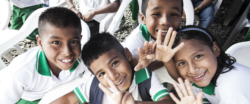 Niños beneficiados con Kiosco Vive Digital Niños beneficiados con Kiosco Vive Digital