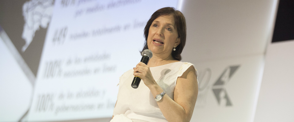 Viceministra TI - María Isabel Mejía