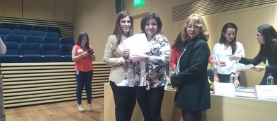 Entrega de certificados a beneficiarios de Puntos Vive Digital