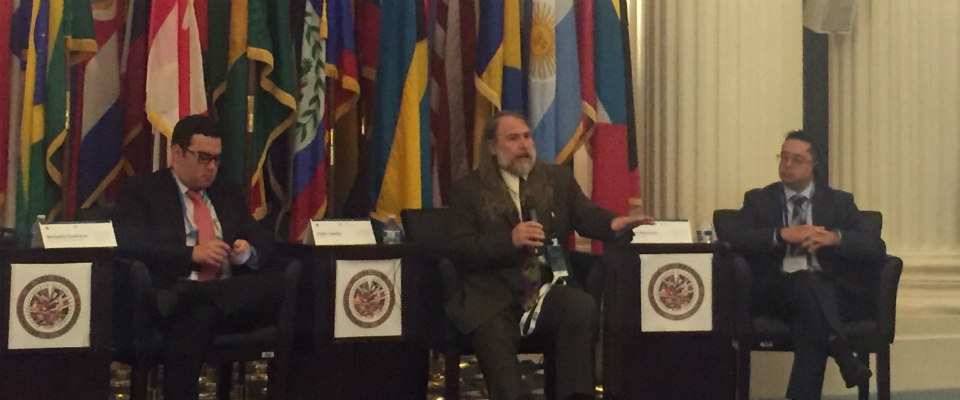 Jorge bejarano en panel de ciberseguridad Jorge bejarano en panel de ciberseguridad