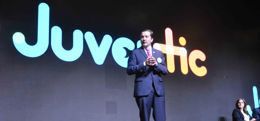 Ministro David Luna en Juventic Ministro David Luna en Juventic