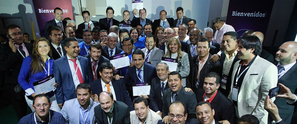 Firma de compromiso regional en Escuela de Alto Gobierno TIC Firma de compromiso regional en Escuela de Alto Gobierno TIC