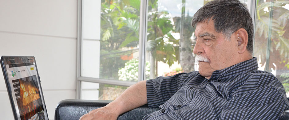 Douglas, con 74 años, es el líder del equipo de desarrollo de "Vivamos el Campo" Douglas, con 74 años, es el líder del equipo de desarrollo de "Vivamos el Campo"