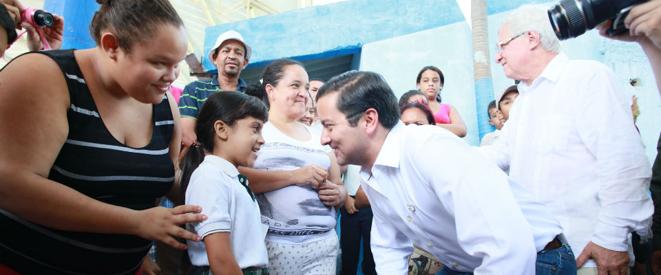 Entrega de 1.920 tabletas en Soledad, Atlántico