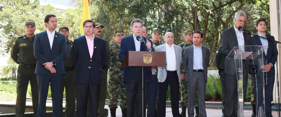 Firma del Pacto por la seguridad de Bogotá Firma del Pacto por la seguridad de Bogotá