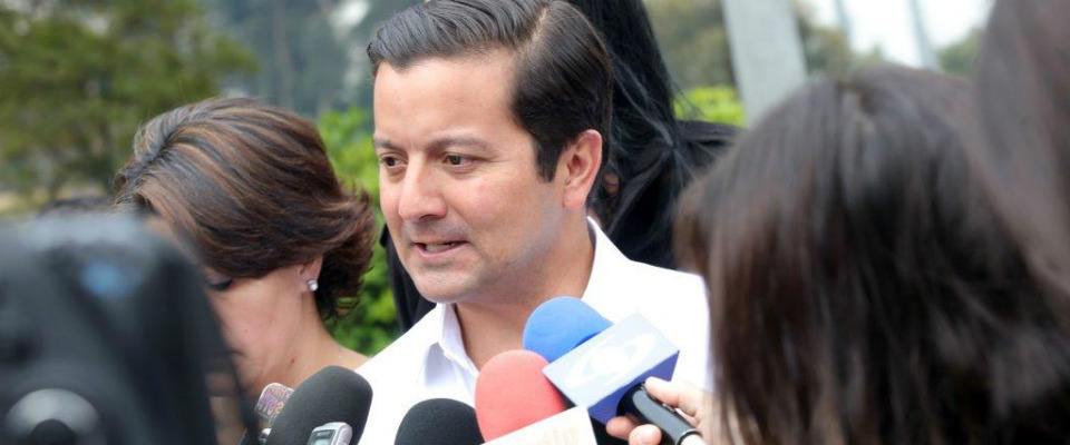 Ministro David Luna habla de medidas de calidad celular