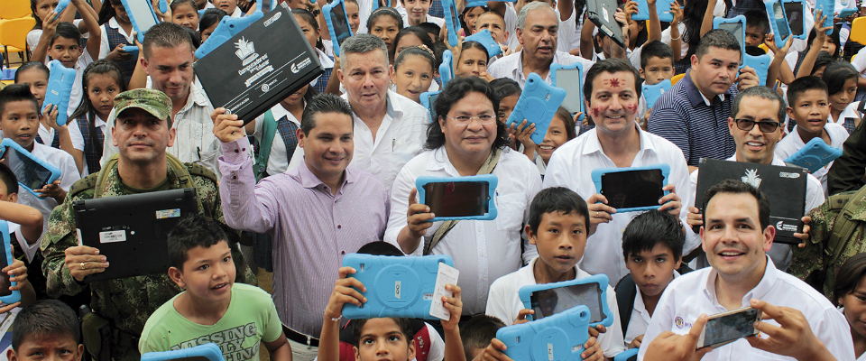 Ministro David Luna invita a jóvenes de Vaupés a estudiar carreras TI