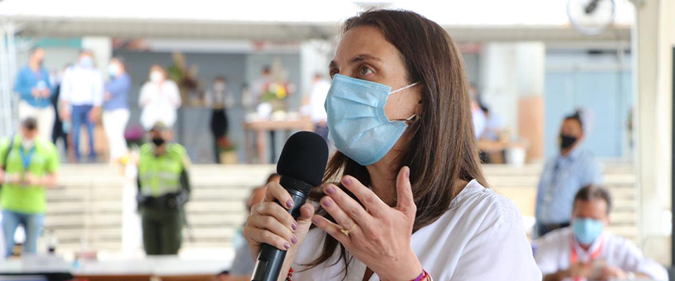 La ministra de las TIC Karen Abudinen.
