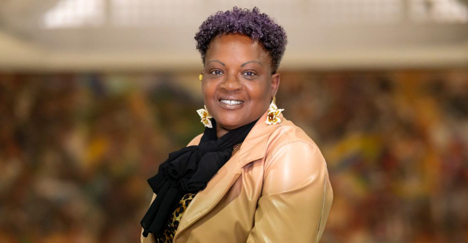 Foto de la Subdirectora de la Subdirección de Estándares y Arquitectura de Tecnologías de la Información - Lucy Estella Palacios Valoyes