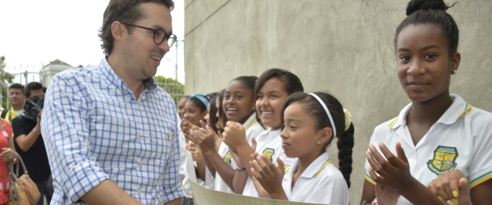Viceministro General TIC Juan Sebastián Rozo - Entrega Tabletas Palmira