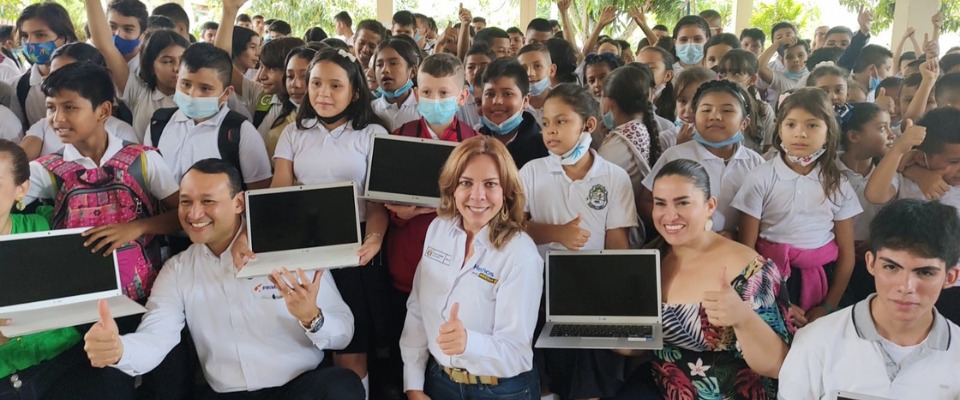 Estudiantes de Coello estrenan computadores gracias a MinTIC, Primax y ‘Computadores para Educar’