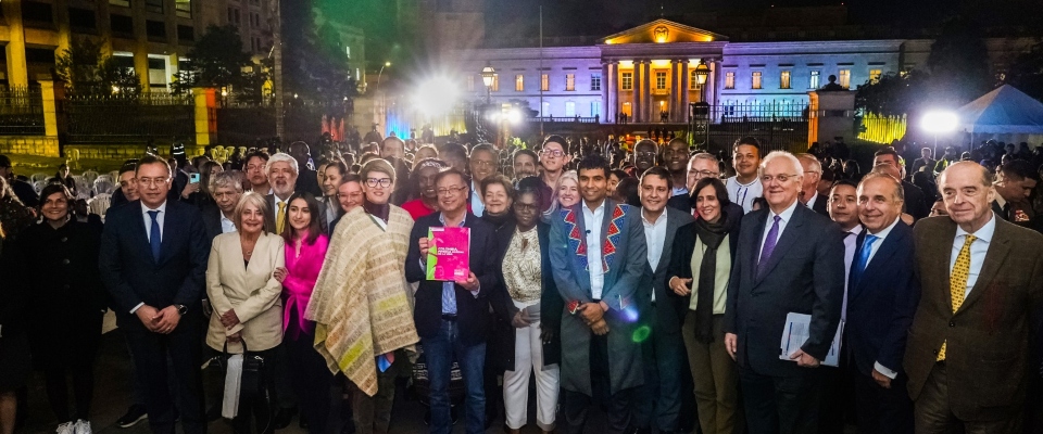 Foto del presidente Gustavo Petro desde la Plaza de Armas de Casa de Nariño presentando El Plan Nacional de Desarrollo