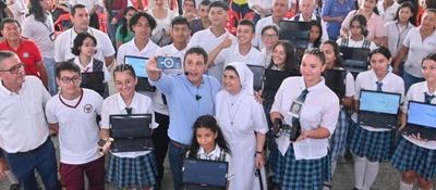 “No descansaré hasta que haya un computador por cada niño en Colombia”: Ministro TIC desde el Tolima