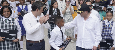 Con la entrega de mil nuevos computadores, San Andrés es el departamento con mayor promedio de equipos por niño en Colombia