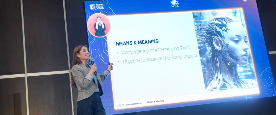 Foto de Elena Corchero en la presentación de Colombia 4.0 Foto de Elena Corchero en la presentación de Colombia 4.0