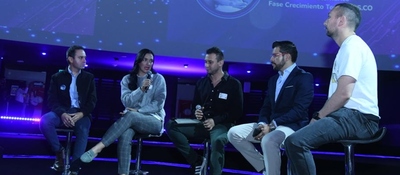 Foto de participantes al evento