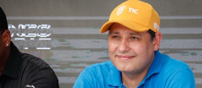 Foto de del Ministro TIC