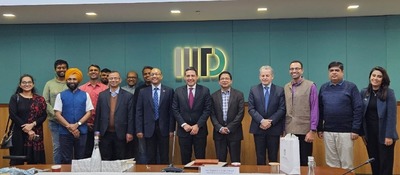 Foto de los asistentes a la reunión