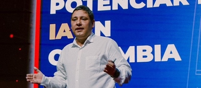 Foto del ministro TIC