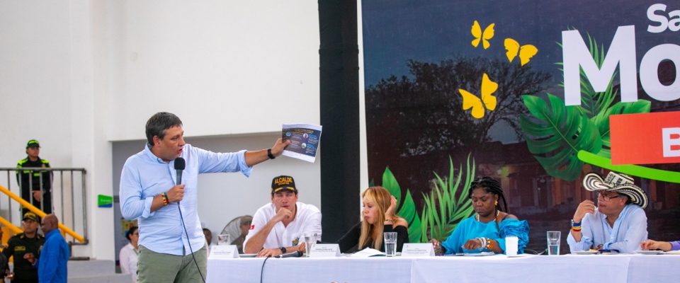 Foto del ministro TIC Mauricio Lizcano