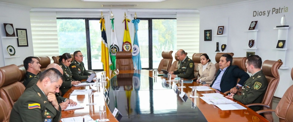 Foto de asistentes a la reunión