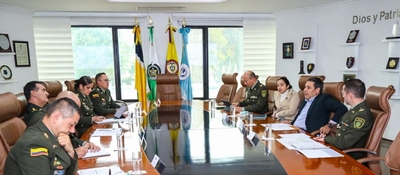 Foto de asistentes a la reunión