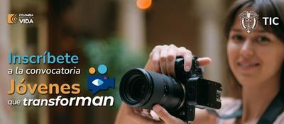 Foto del ministro TIC con el presidente Petro