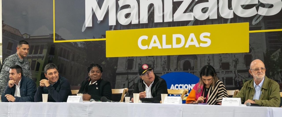 Foto del ministro TIC y el presidente Petro