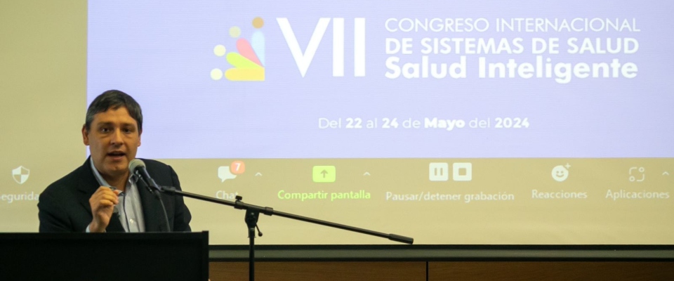 Foto del ministro TIC en presentación Foto del ministro TIC en presentación