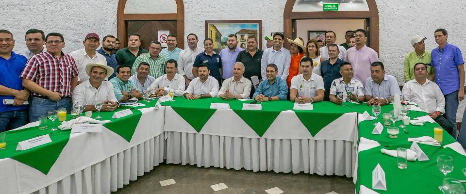 Foto de asistentes al encuentro