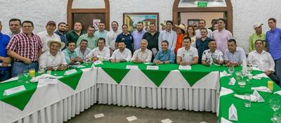 Foto de asistentes al encuentro