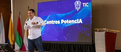 Foto del ministro TIC