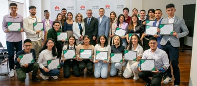 Foto de los ganadores del programa 'Semillas para el Futuro'