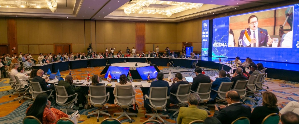 Foto de minsitros asistentes a la cumbre Foto de minsitros asistentes a la cumbre