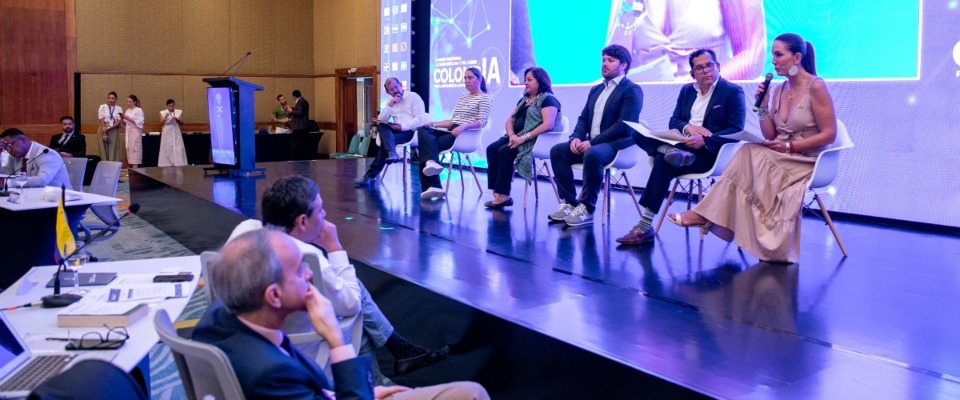 Foto de la ministros en Cumbre IA Foto de la ministros en Cumbre IA