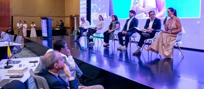 Foto de la ministros en Cumbre IA