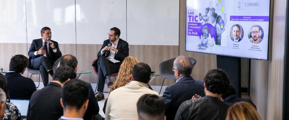 Foto del ministro TIC