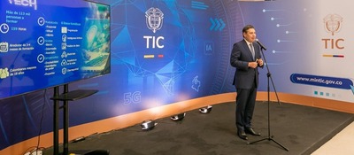 Foto del ministro TIC